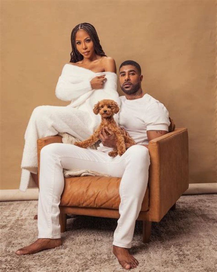 Ana Bogdan Bio, Net Worth, Age, Boyfriend, Ranking, Family, Height