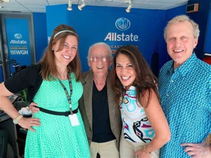 Bob Sirott Bio, Wiki, Age, Family, Wife, Children, Salary, Net Worth, WFLD