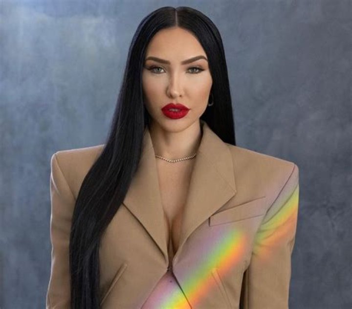 
Bre Tiesi Nose Job And Botox: Did She Underwent Surgery? 