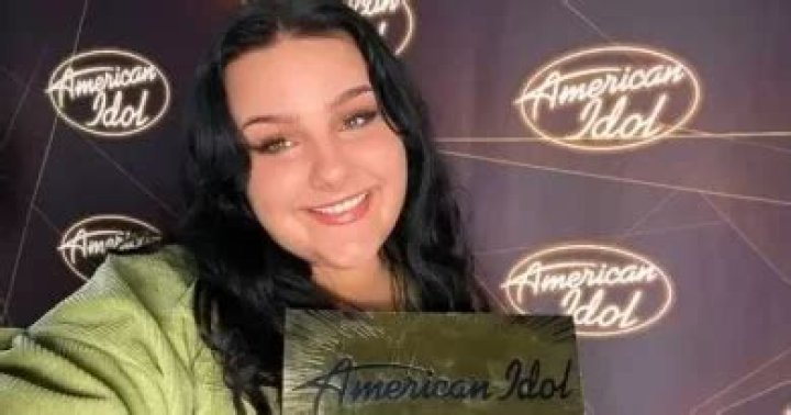 Cameron Whitcomb (American Idol) Wiki, Age, Nanaimo, Audition, Girlfriend, Parents, Height, Pipeliner, Instagram