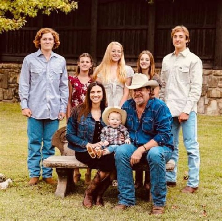 Charlie Robison Children: Meet Charles Augustus Robison, Julianna Tex Robison & Henry Benjamin Robison