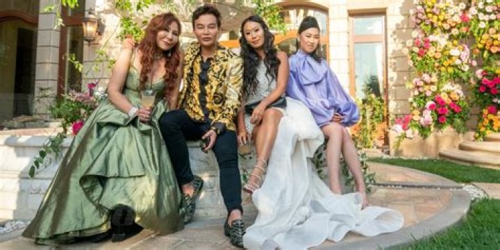 Dorothy Wang’s Parents & Siblings: Bling Empire Update!