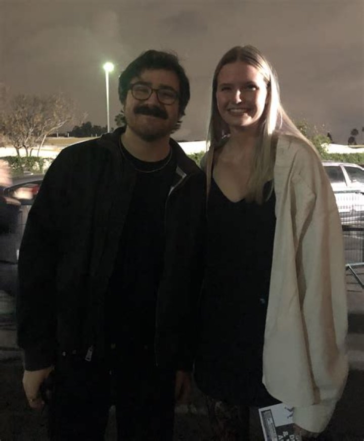 
Eddy Burback and Girlfriend Chrissy Tiber Are Adorable 