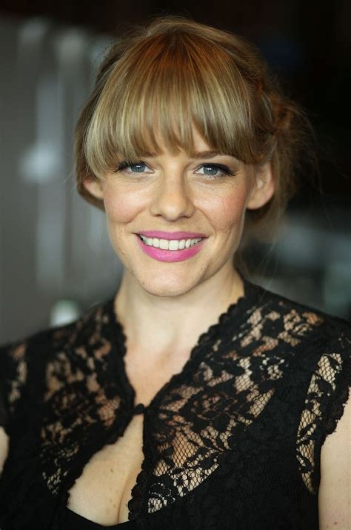 Emma Steele Hicks Height, Weight, Net Worth, Age, Birthday, Wikipedia, Who, Nationality, Biography