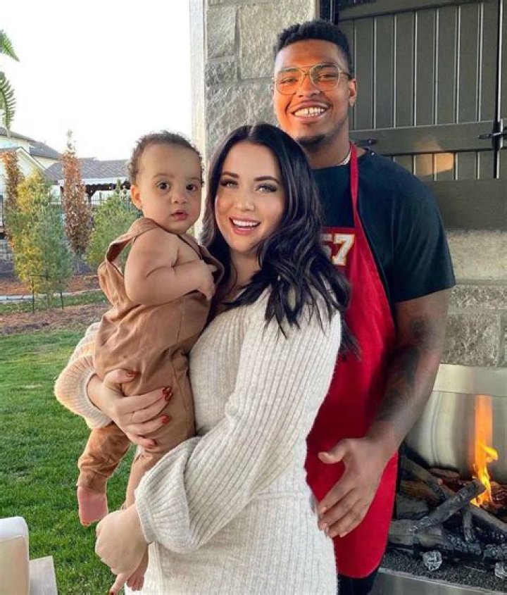 Hannah Ledesma Finding Agnes: Age, Boyfriend, Wiki, Biography, Instagram