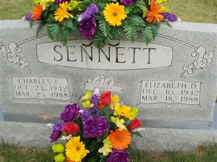 How Did Elizabeth Dorlene Sennett Die? Elizabeth Dorlene Sennett Murder: Where is Charles Sennett Now?