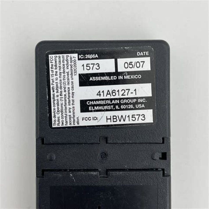 How do i program my chamberlain hbw1573 remote