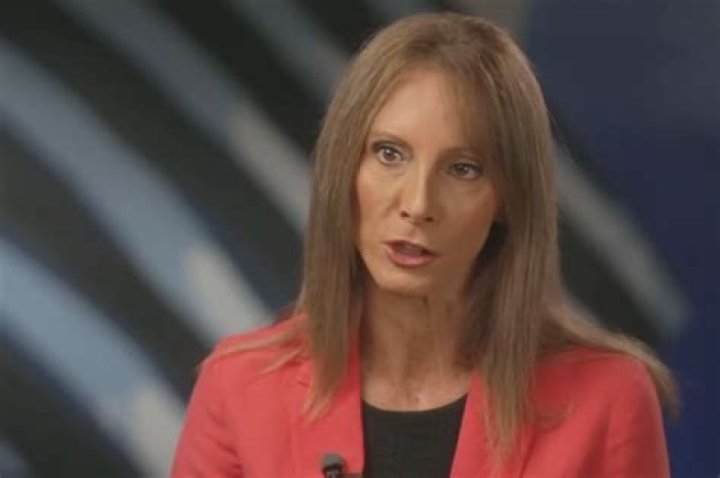 How Old Is Debora Patta Husband Lance Levitas? Their Age Gap And Family Explored