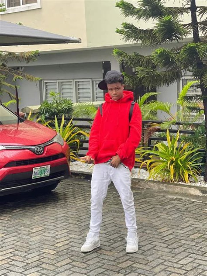 IAMNOBODI Wikipedia, Biography Age, Height, Girlfriend, Net Worth