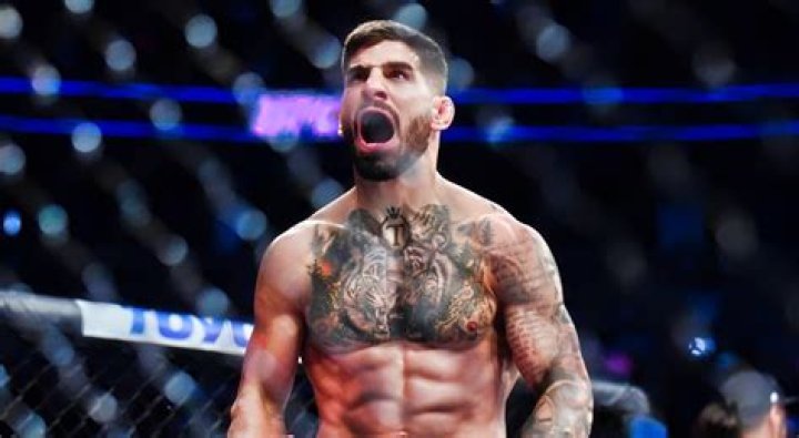 Ilia Topuria Girlfriend: Is Ilia Topuria in a Relationship