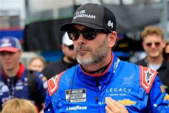 Jimmie Johnson’s Net Worth, Age, Height, Weight, Wife, Kids, Bio-Wiki