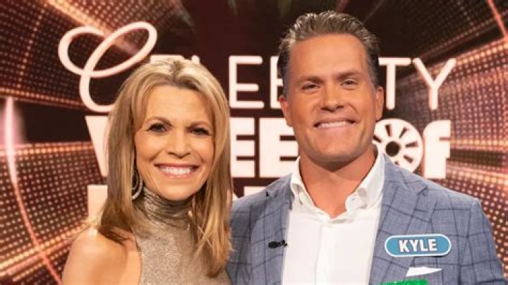 Kyle Brandt Wife Brooke Brandt – Net Worth And Salary