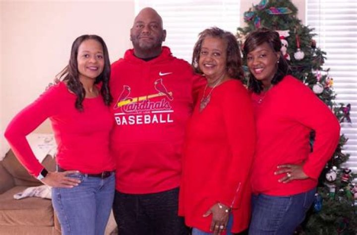 Lavell Crawford Siblings: Meet Elonda Goodwin, Erica Roach