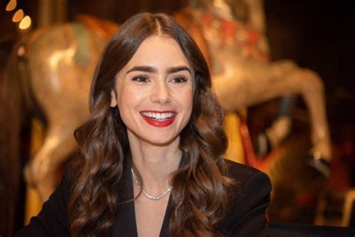 Lily Collins (Actress) Wiki, Biography, Age, Height, Weight, Boyfriend, Ethnicity, Net Worth, Facts