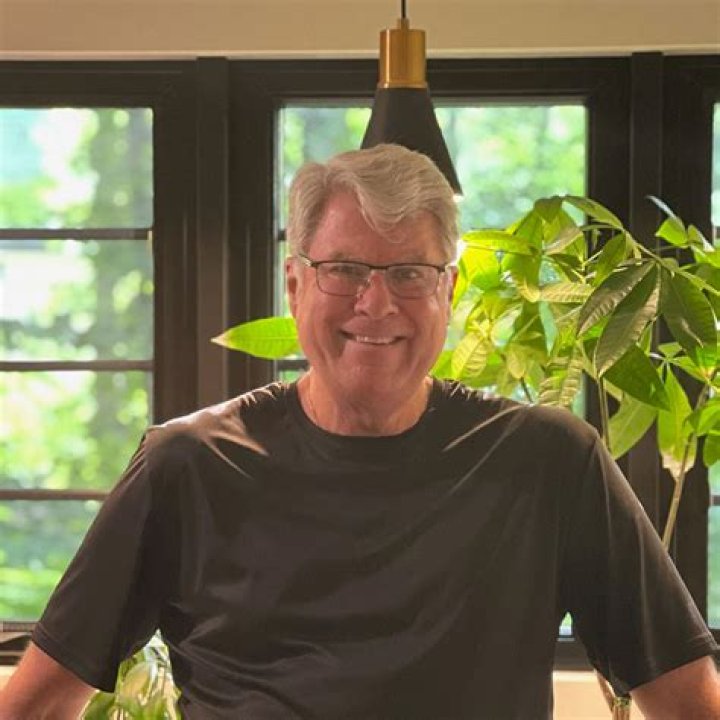 Mike Gminski Net Worth, Income, Salary, Earnings, Biography