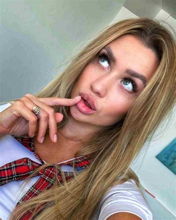 Paloma Rabinov Height, Weight, Net Worth, Age, Birthday, Wikipedia, Who, Instagram, Biography