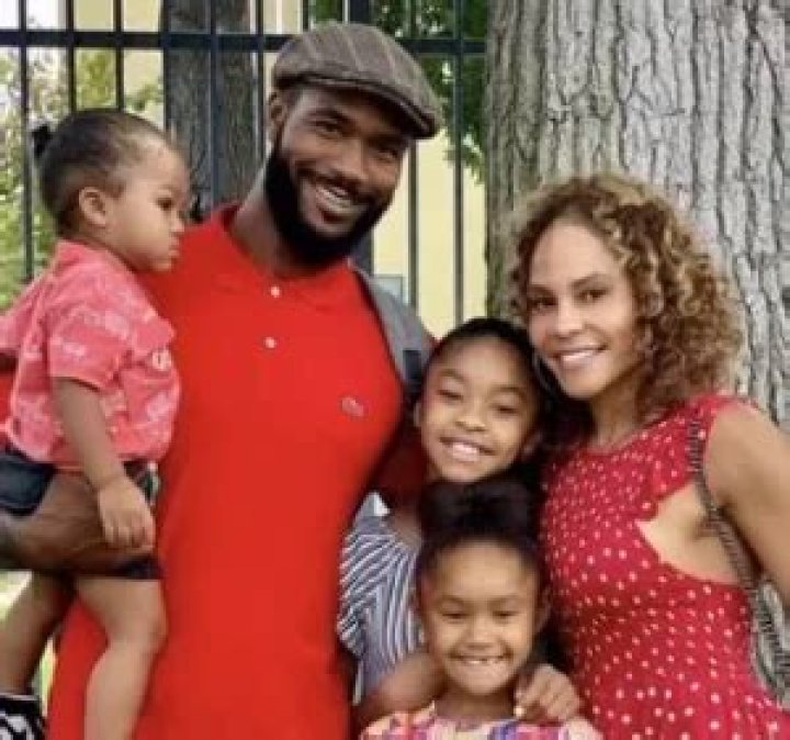 Who Are Akira Akbar Parents Kenyon And Kitty? Meet The 14-Year-Old Actress From Fresh Prince of Bel-Air