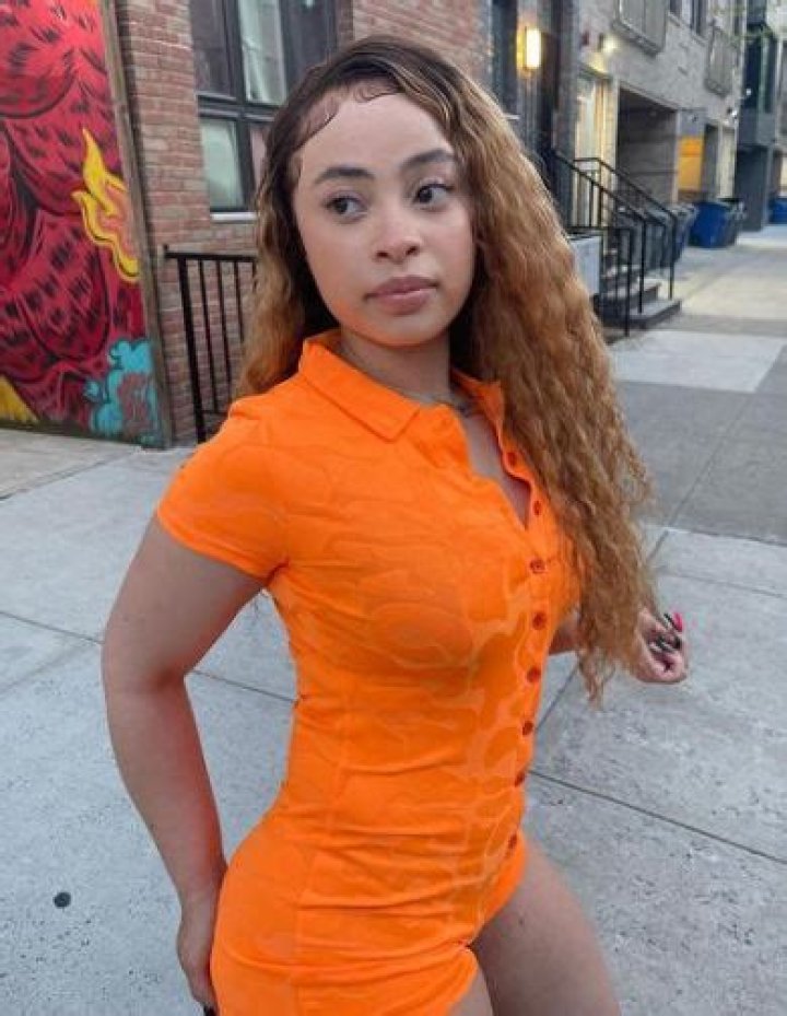 Who Is Girlgangz7733 On Instagram? Girlgangz773 Real Name And Age