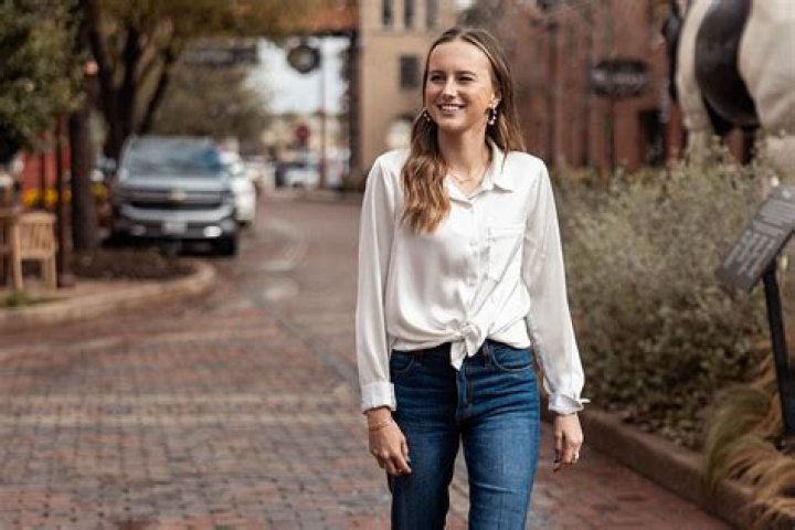 Who Is Josie Barton West Monroe LA? Racist Cheerleader On Twitter, Instagram Profile