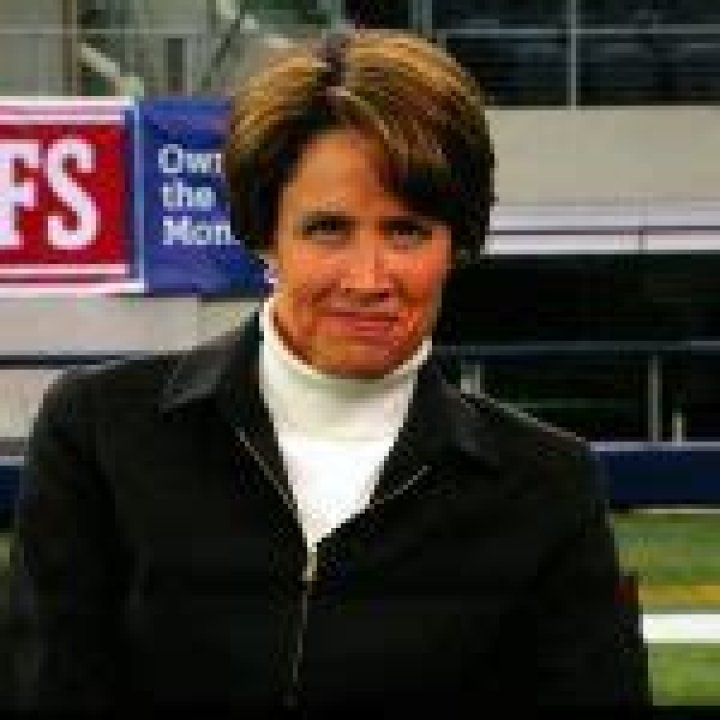 Who is Mary Carillo? Is she lesbian? Wiki Bio, gay, husband, net worth, kids