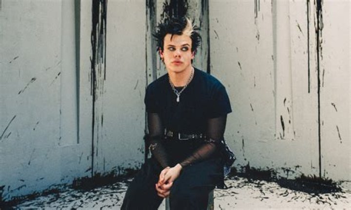 Yungblud Biography, Age,Concert,New Song and Car Crash